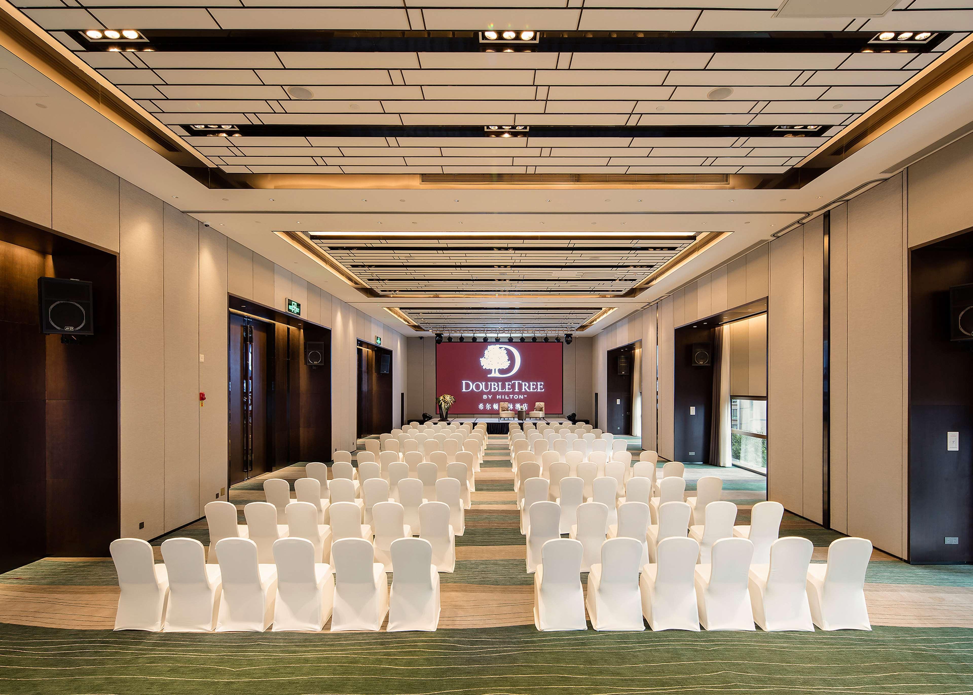 Hotel Doubletree By Hilton Chongqing - Nan'An Zewnętrze zdjęcie